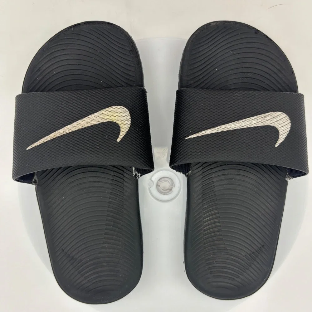 NIKE Boys Slides Toddler Black White Swoosh Kids Sandals Kawa Shoe Beach 12 Pool
